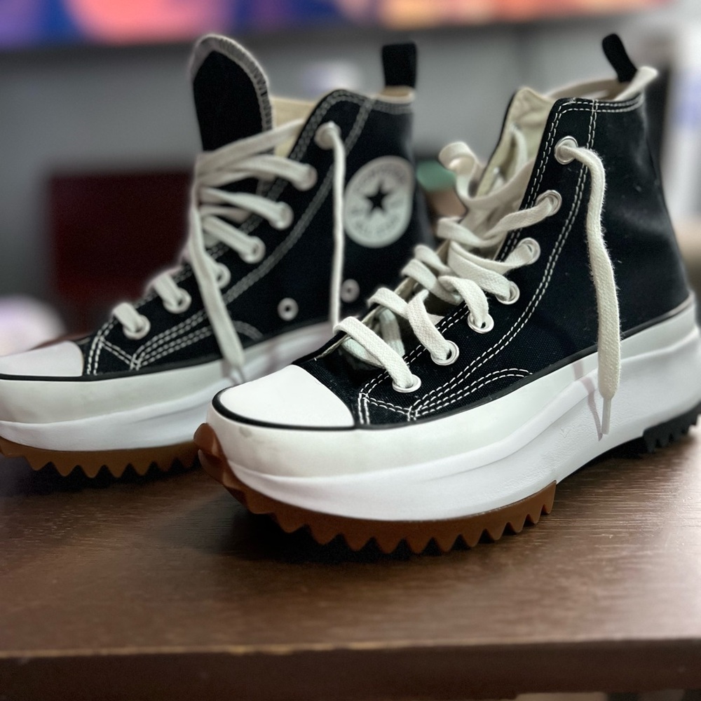 New Chuck Taylor Converse - never worn - no box